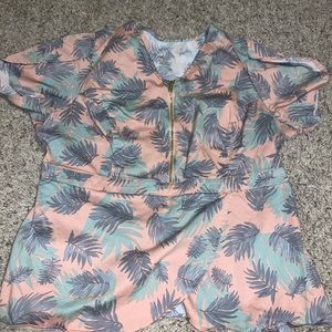 Jaanuu Tulip Scrub Top